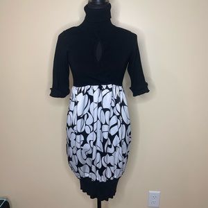 Turtleneck dress with white wide skirt